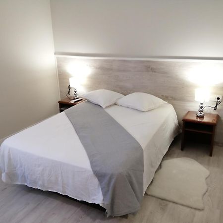 Estudios Los Arcos 特鲁埃尔 外观 照片