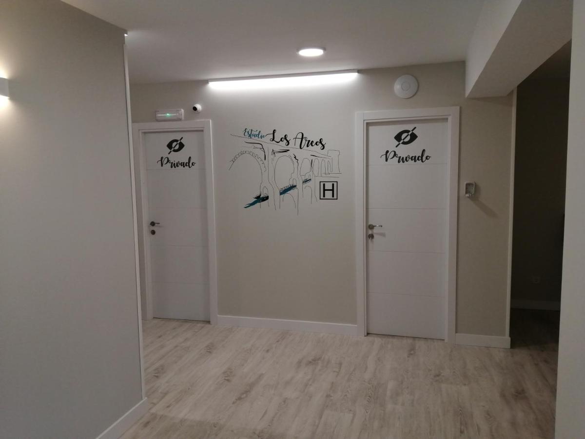 Estudios Los Arcos 特鲁埃尔 外观 照片